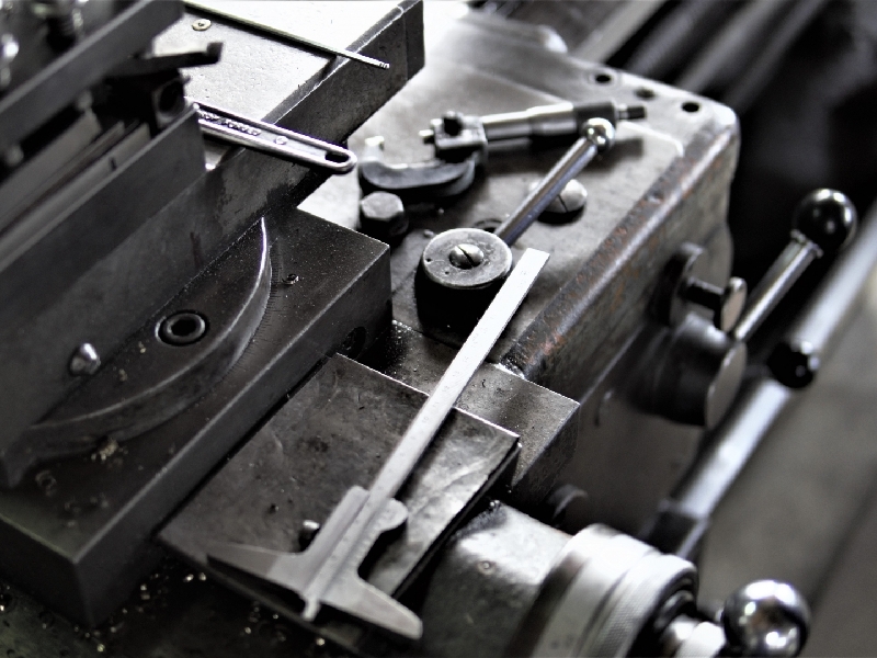 一般機械器具製作